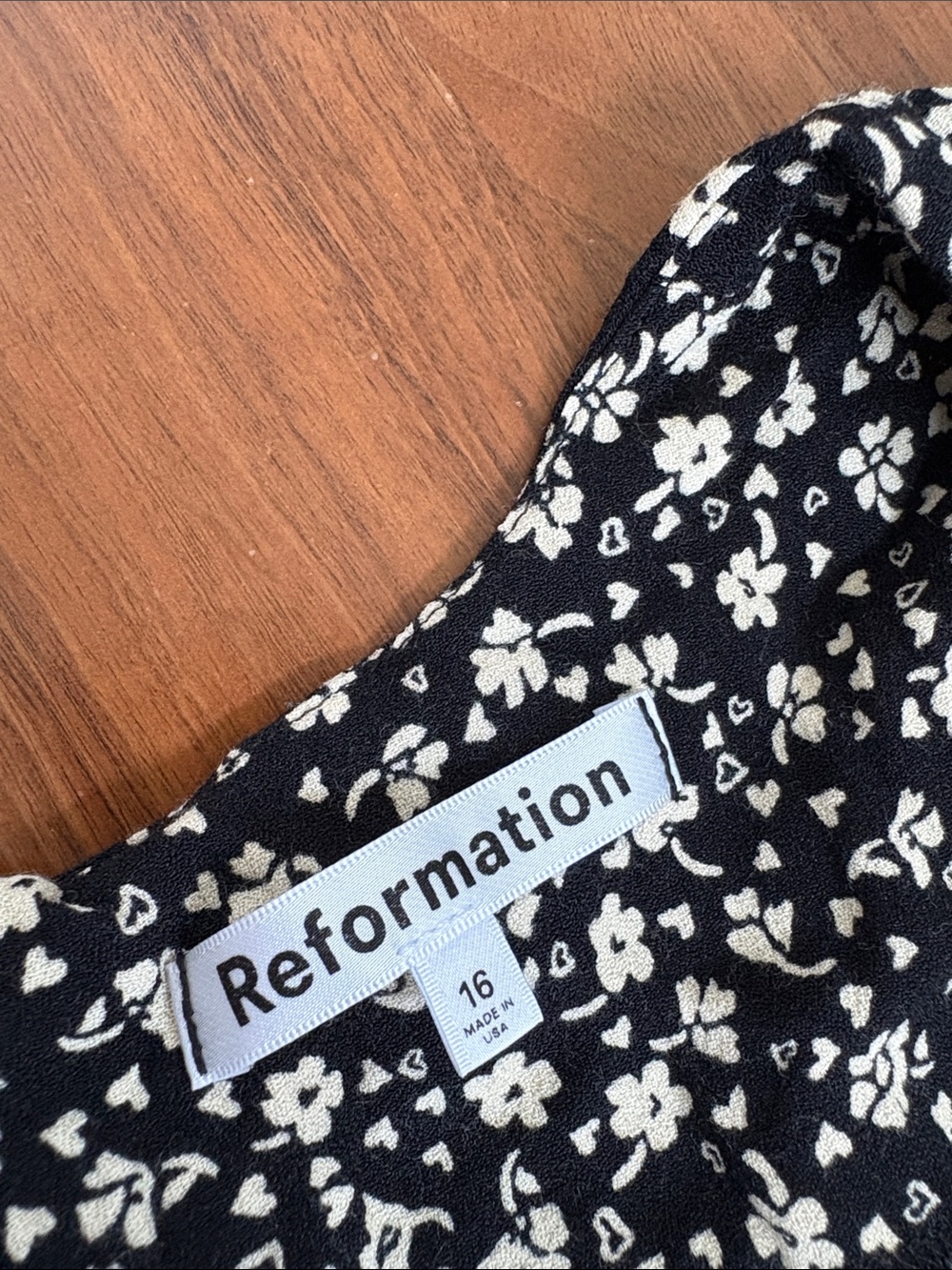 Reformation Lacey Smocked Sleeve Midi Dress Sweetheart Neckline Size 16 - Picture 5 of 10